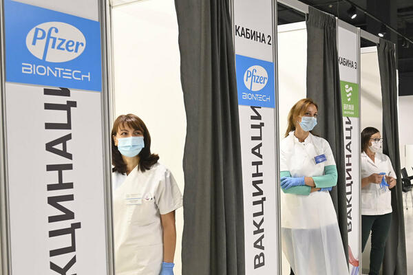 Vesić: U Beogradu obe doze vakcine protiv kovida primilo skoro 845.000 osoba