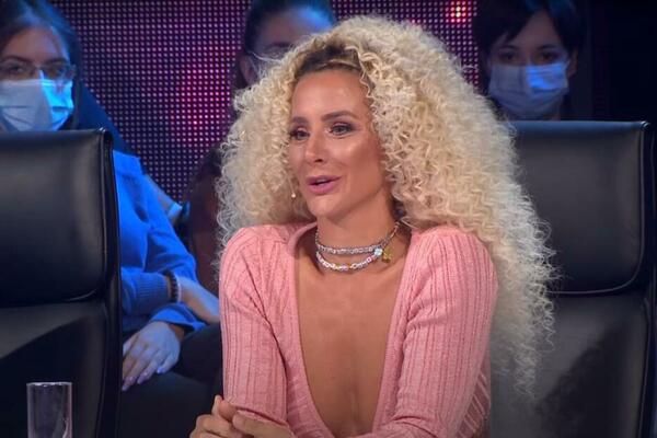 MILICA DABOVIĆ ZA LAKU NOĆ! OBLINAMA USPAVLJUJE BOLJE NEGO USPAVANKA: Skinula se i pokazala HOT telo (VIDEO)