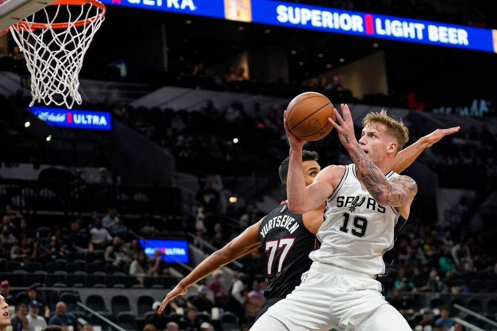 SAN ANTONIO OTPUSIO HRVATSKOG KOŠARKAŠA: Sledi li povratak u Evropu?