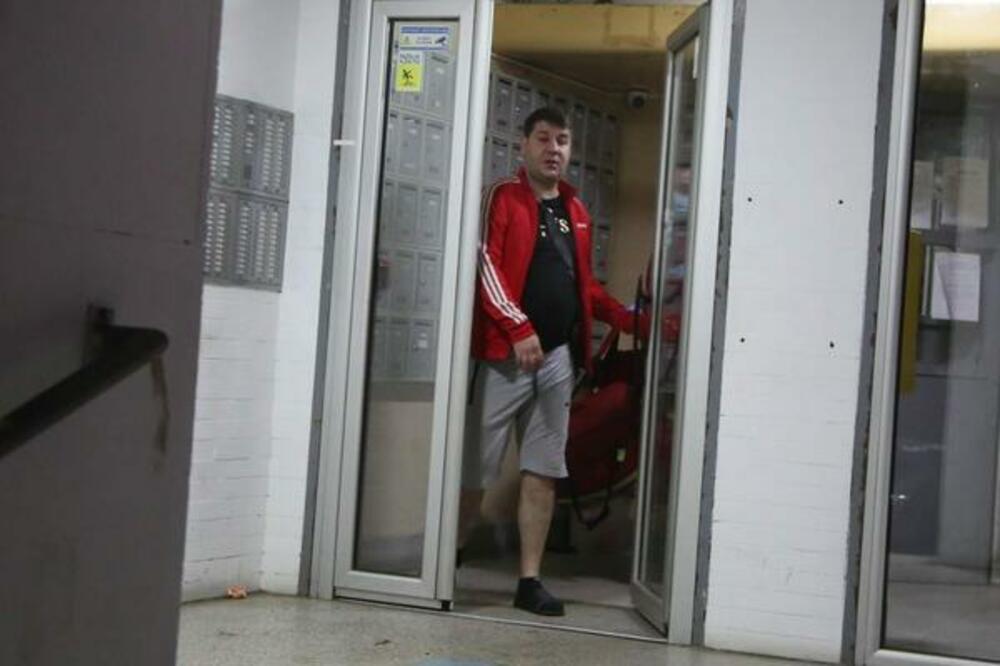 IVANA MARINKOVIĆA POLICIJA HITNO ODVELA IZ ZADRUGE: Prekinut je PROGRAM, odigrala se PRAVA DRAMA