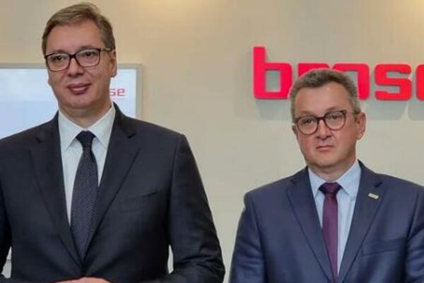 "OVO JE VEROVATNO NAJBOLJA FABRIKA U SRBIJI": Vučić u Pančevu obišao fabriku Brose (VIDEO)