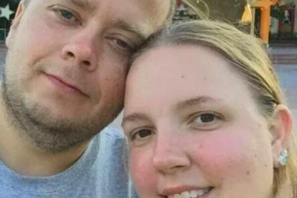 MAJKA (37) OSMORO DECE PREMINULA OD KORONE: Suprugu nije jasno kako se zarazila, na dan njene smrti uradio 1 STVAR!