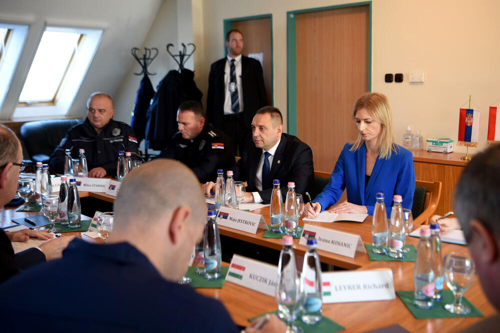 VULIN I PINTER: Zajedničke patrole štite i Srbiju i Mađarsku i naš način života