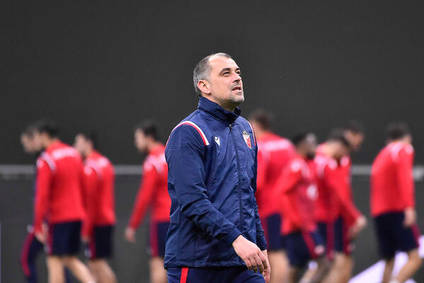 Vreme je da se crveno-beli oduže kapitenu za vernost - Nenad Milijaš kao jedini pravi izbor za trenera Zvezde!