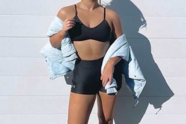 TOLIKO SE UGOJILA DA JE PRESTALA DA LIČI NA SEBE: Izbacila je iz ishrane OVE namirnice i smršala 30kg