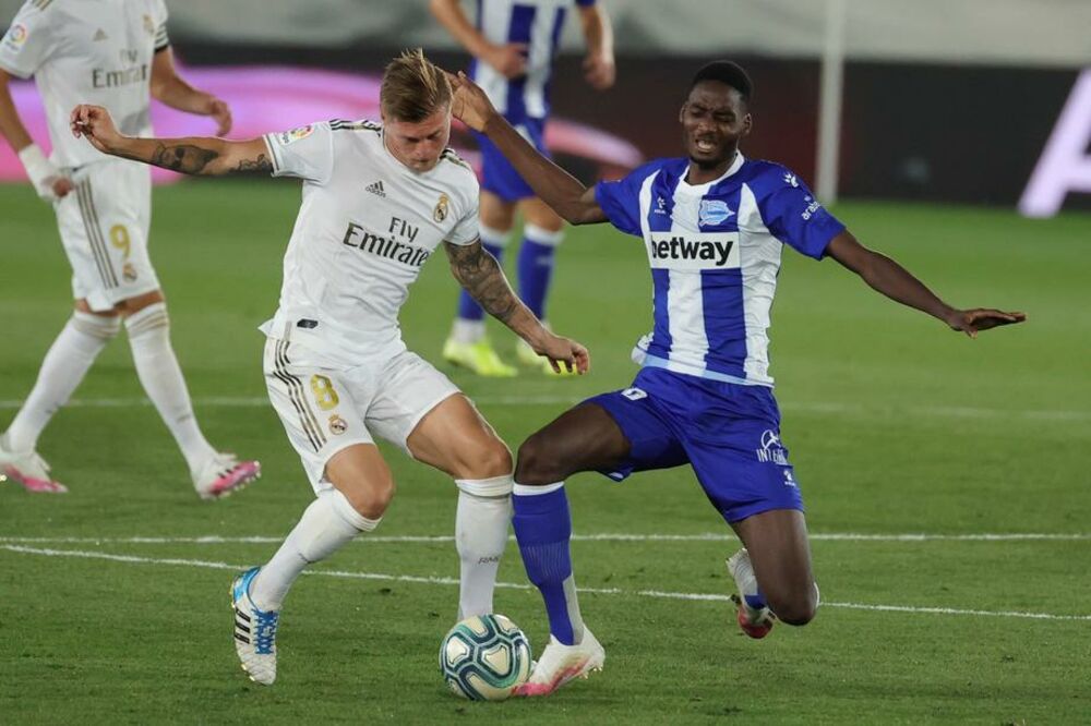 Mahmud Abdalahi, Toni Kros, FK Real Madrid, FK Deportivo Alaves
