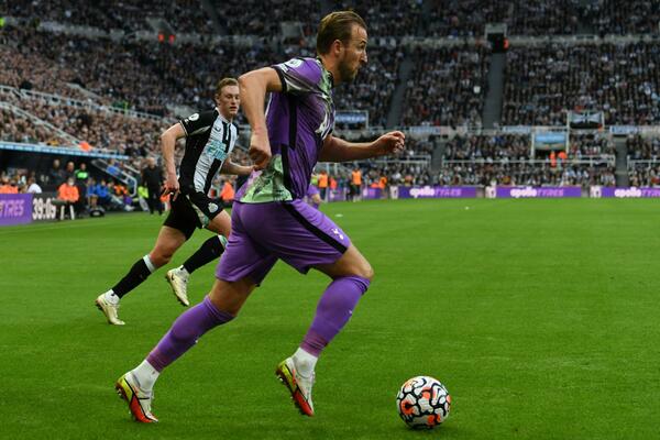 NOVI VLASNIK, STARI PROBLEMI: Totenhem odneo bodove sa "Sent Džejms parka" (FOTO)