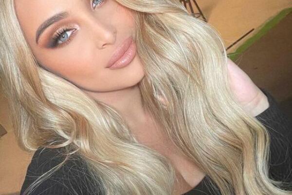 POTVRĐENO - MAJA BEROVIĆ TRUDNA: Objavila prvu FOTKU!