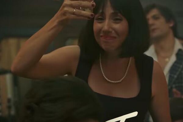 SRPSKA GLUMICA DOBILA TEŠKU BOLEST! Uopšte ne može da FUNKCIONIŠE