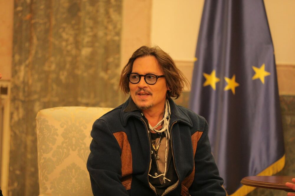 Džoni Dep, Aleksandar Vučić