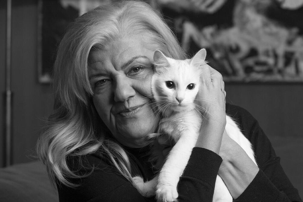 Na današnji dan umrla je Marina Tucaković: Napisala najskuplje prodanu pesmu u istoriji, i to zbog samo 1 reči