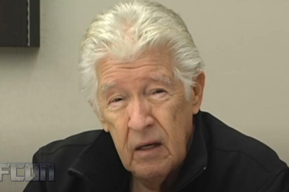 TUŽNA VEST: Preminuo poznati glumac!