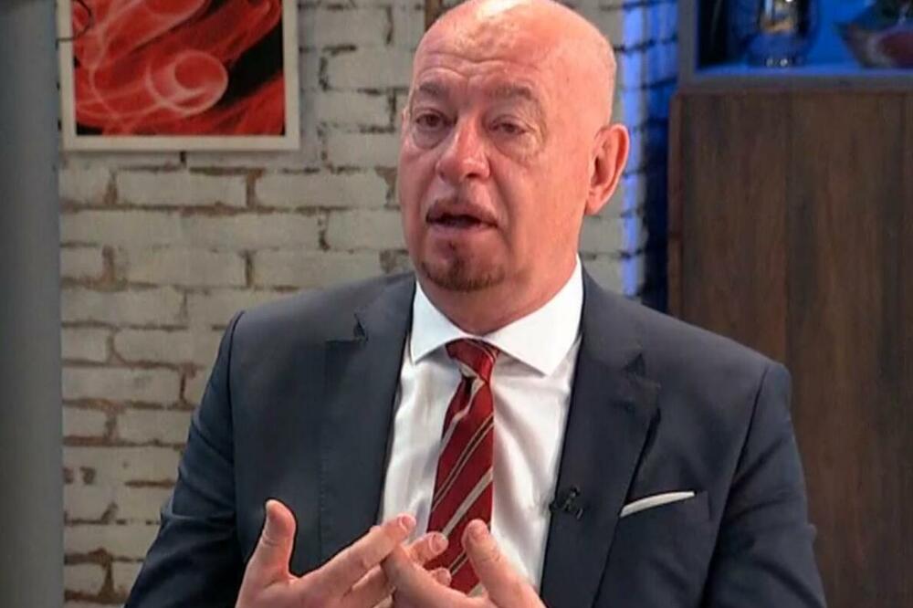 KOVID PROPUSNICE MORAJU DA IMAJU GOSTI, ALI ZAPOSLENI? Dr Bekić rešava dilemu koja je nastala nakon uvođenja