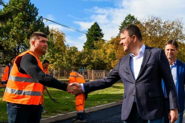 Mirović: Na osnovu smernica predsednika Vučića rekonstruisali smo više od 50 kilometara lokalnih puteva! (FOTO)