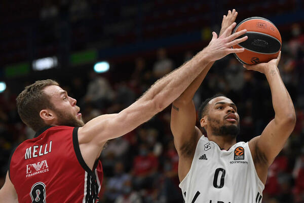 DRAMA U SVIH 5 UTAKMICA: Prve pobede Efesa i Bajerna, 17 poena Lučića, minimalci Real i neporaženog Milana!