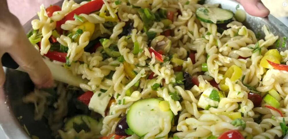 Postoje dobri dokazi da jedenje cele hrane bogate hranljivim sastojcima ima mnoštvo prednosti za zdravlje i dugovečnost