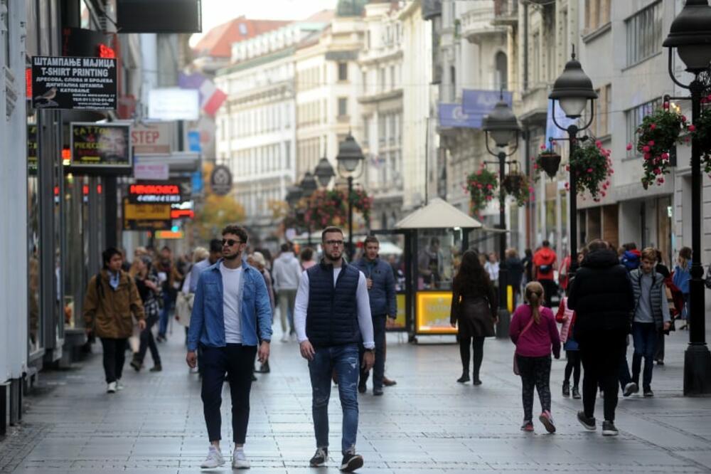 TEMPERATURA DANAS U PLUSU, OBLAČNOST SE SMANJUJE TOKOM DANA: U Beogradu do 6 stepeni