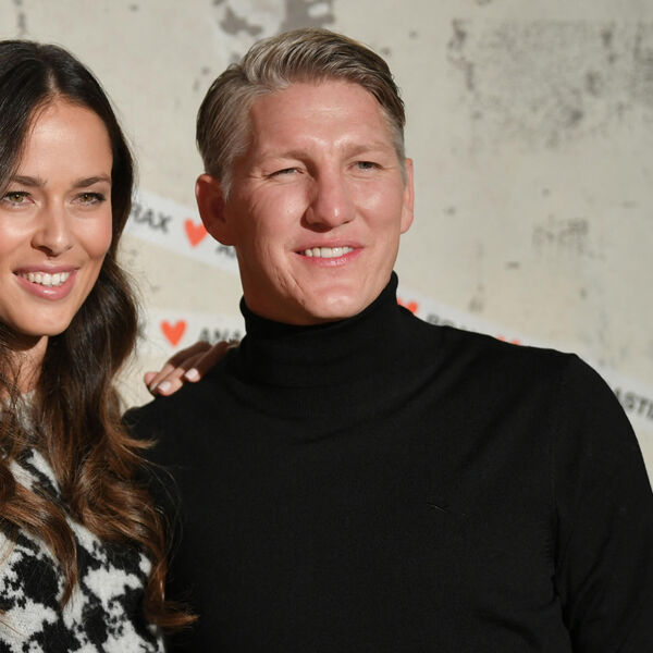 ŠVAJNI BULJIO U VATRENU GEORGINU U PRENOSU UŽIVO! Srpski zet očaran Ronaldovom devojkom - šta će reći Ana? (VIDEO)