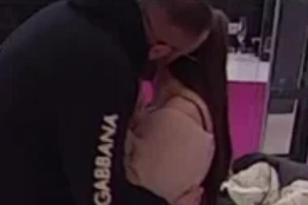 NAKON TUŠIRANJA POČELO LJUBLJENJE! Car i Dalila se više NE KRIJU - PREPUSTILI SE STRASTIMA! (VIDEO)