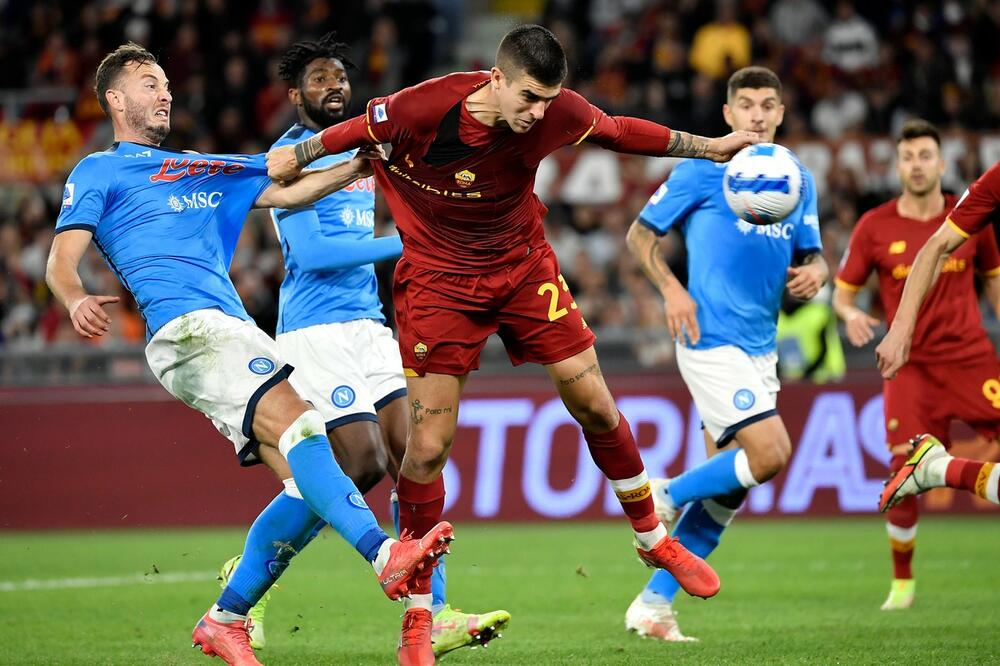 REMI NA OLIMPIKU: Roma i Napoli podelili bodove, isključenje Murinja obeležilo utakmicu!