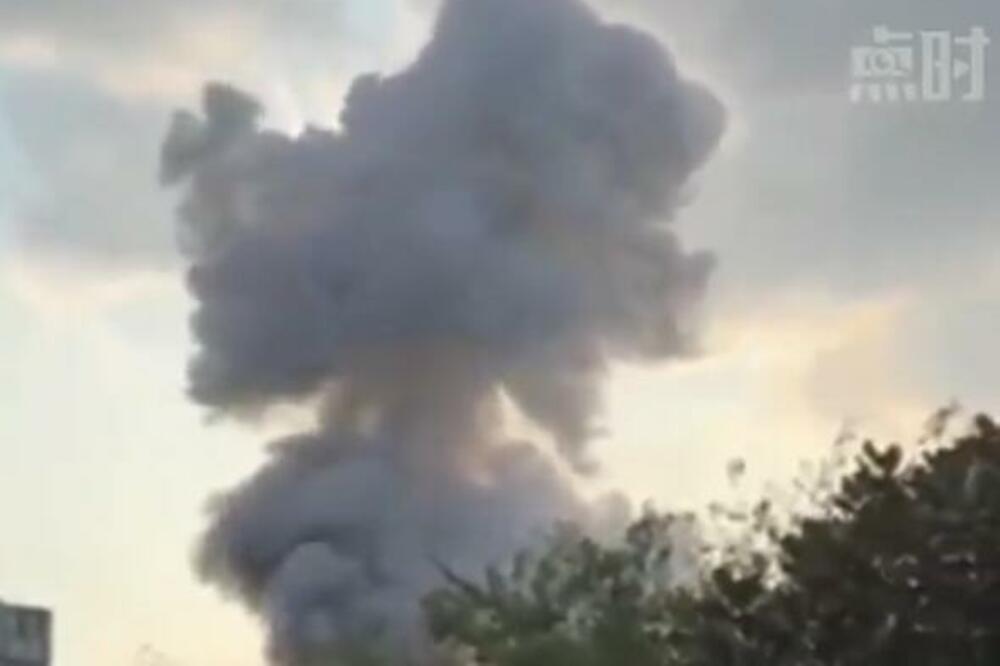 SNAŽNA EKSPLOZIJA POTRESLA KINU! Poginule dve osobe, 9 ranjenih (VIDEO)