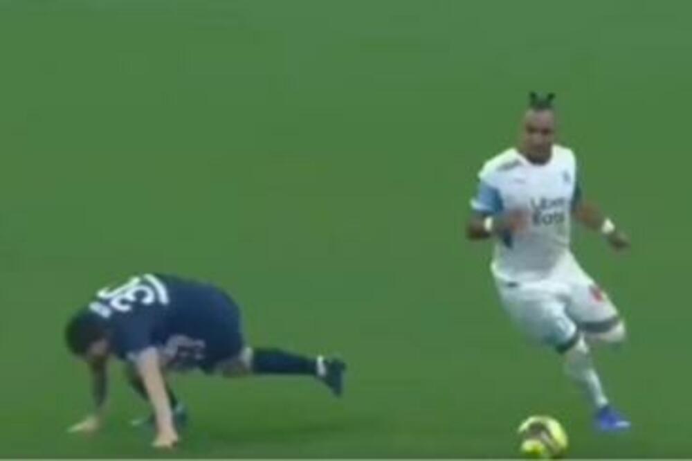 POLOMIO MU KIČMU: Paje osramotio Mesija! (VIDEO)