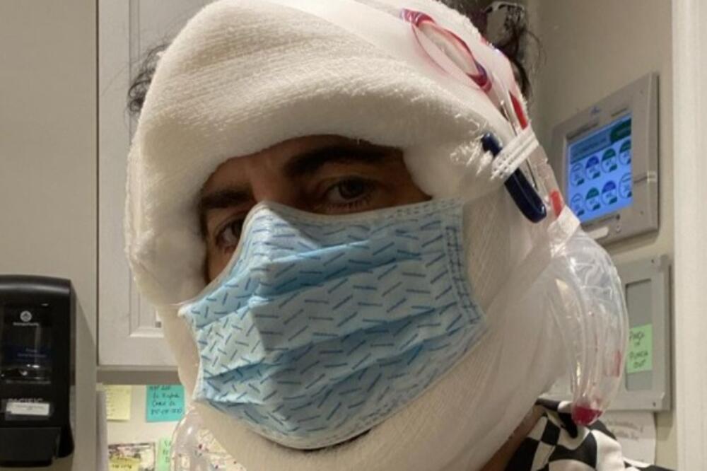 NIKO NE MOŽE DA POVERUJE DA JE OVO URADIO! Dizajner uslikan sav u ZAVOJIMA, trpeo OGROMNE BOLOVE zbog ovoga?!