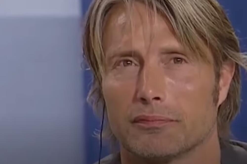 ON JE BIO OBUČEN KAO ŽENA KADA JE UPOZNAO SVOJU SUPRUGU! Glumac je na NAJLUĐI NAČIN započeo VEZU sa njom!