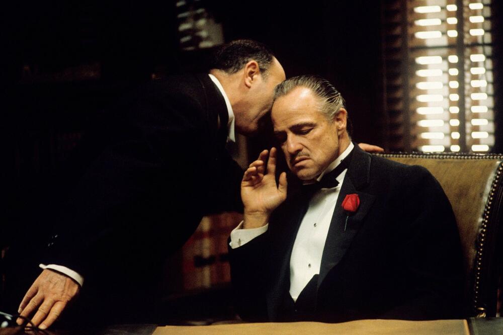 NEGDE SE VERUJE DA ĆETE CEO ŽIVOT BITI USAMLJENI, ALI I NESREĆNI: Evo zašto se "kumstvo ne odbija"