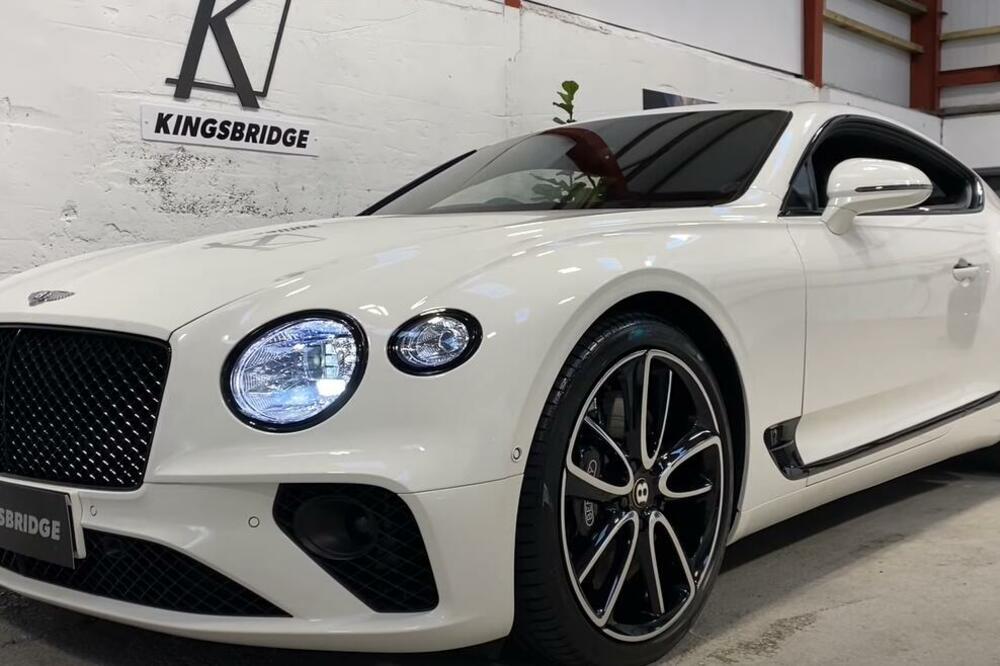 SRBIN UGOVORIO KUPOVINU "BENTLIJA" U BEČU, A KAD JE TREBALO DA PLATI... Izveo je FILMSKU PREVARU i nestao