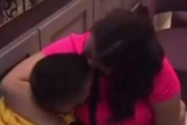 ROMANTIKA NA NJIHOV NAČIN! SNIMLJEN RAZGOVOR MIKSI I ZOLE O POLNIM ORGANIMA: Popadaćete od smeha - HIT!