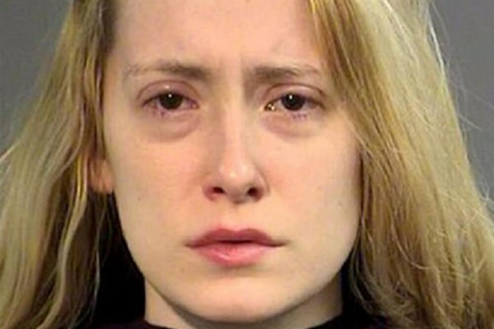 GLUMILA UBICU U HOROR FILMU, A ONDA DOŽIVELA NOĆNU MORU I U STVARNOM ŽIVOTU: Zavila familiju u crno!