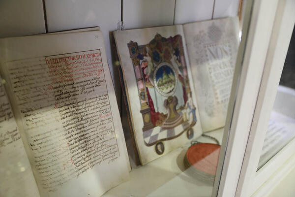 OVAKO SU SE ZVALI SRBI PREMA TURSKOM POPISU IZ 1455. GODINE! Neka od ovih prelepih imena odavno su ZABORAVLJENA!