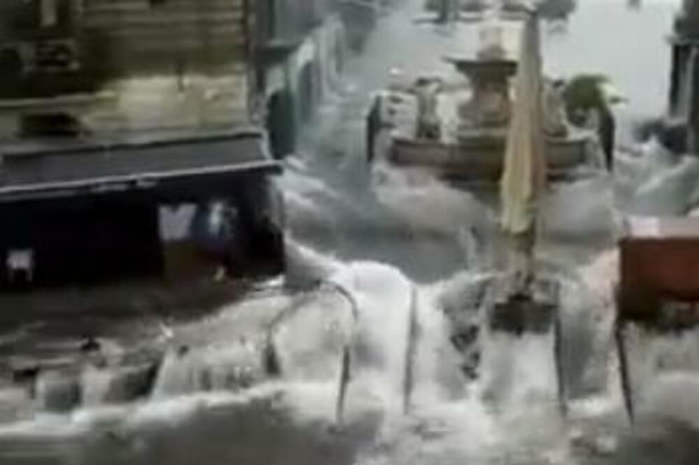 URAGAN NASTAVLJA DA PRAVI HAOS NA SICILIJI: Nevreme napravilo APOKALIPSU na ulicama (VIDEO)