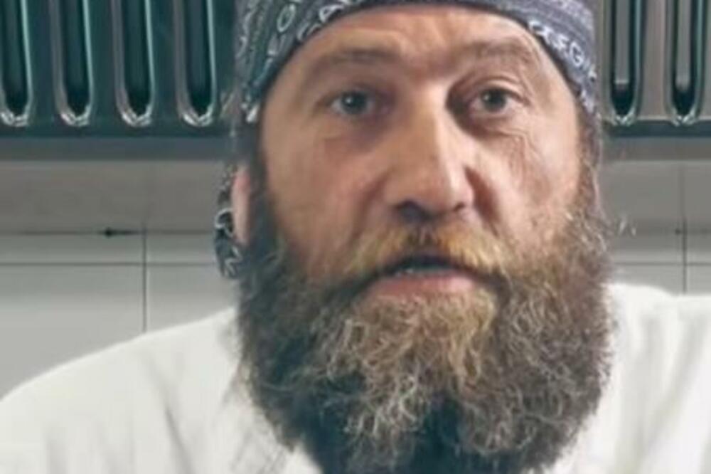 HOROR, POZNATI KUVAR JE UMRO: Upravo je saopšteno, pronađen je NASRED ULICE U LOKVI KRVI