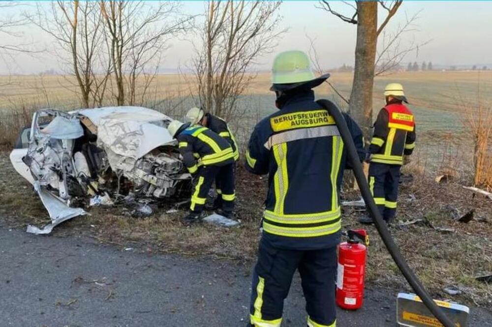 HTEO DA UBIJE SUPRUGU PA IZAZVAO STRAVIČNU NESREĆU: Vozilo PREPOLOVLJENO, a sve zbog krajnje BIZARNOG RAZLOGA
