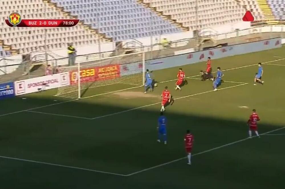 KAD MOŽE DINAMO U LIGI ŠAMPIONA, MOGU I ONI U RUMUNSKOM KUPU: Tragikomičan gol, providna nameštaljka? VIDEO