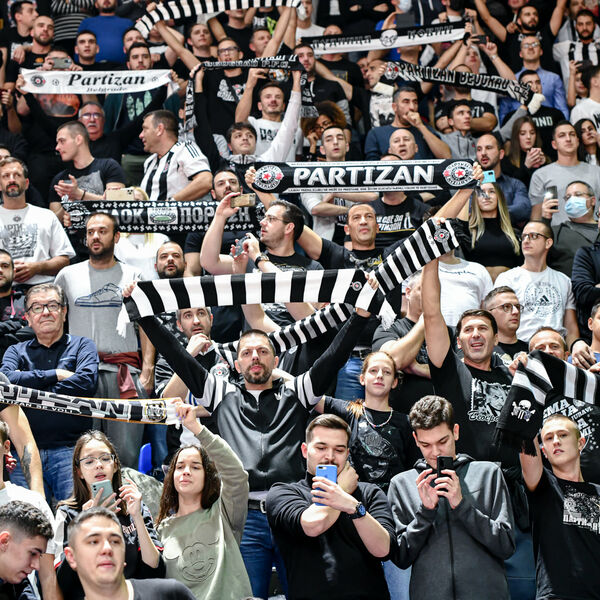 OVO JE DOKAZ VELIKOG POŠTOVANJA: U jednom Beogradskom naselju osvanuo mural dvojice legende Partizana!