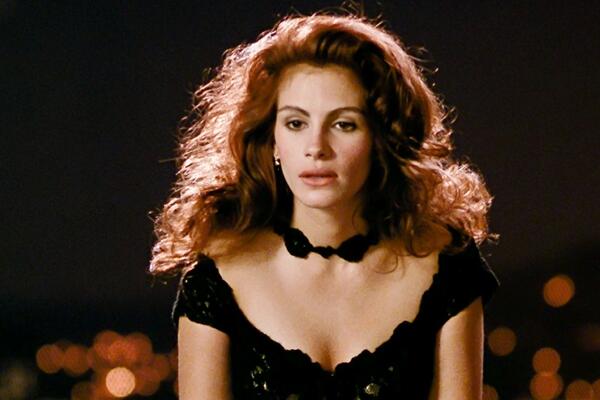 ČETIRI PUTA PROGLAŠENA JE NAJLEPŠOM ŽENOM SVETA! Muškarci se lepe za nju, muža razvela pa šutnula! NEVEROVATNO!