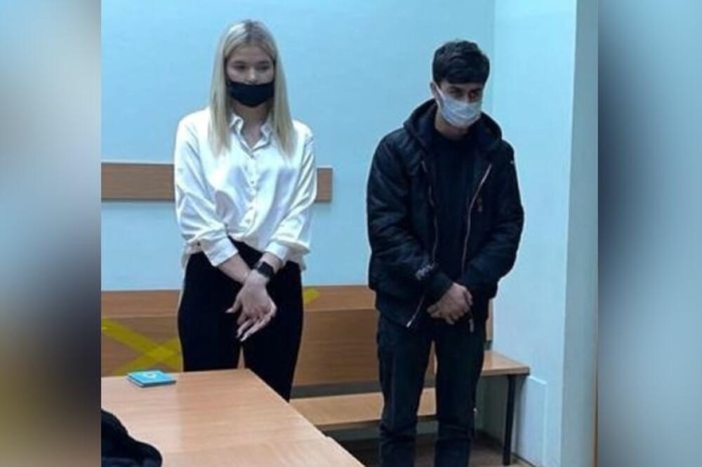 BLOGER I NJEGOVA DEVOJKA IZA REŠETAKA ZBOG FOTKE ZADOVOLJAVANJA ISPRED ČUVENE CRKVE: Poznato kolika je kazna