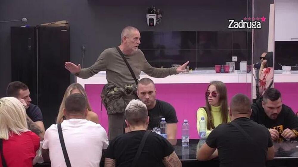 Lepi Mića, Zadruga 5, Sanja