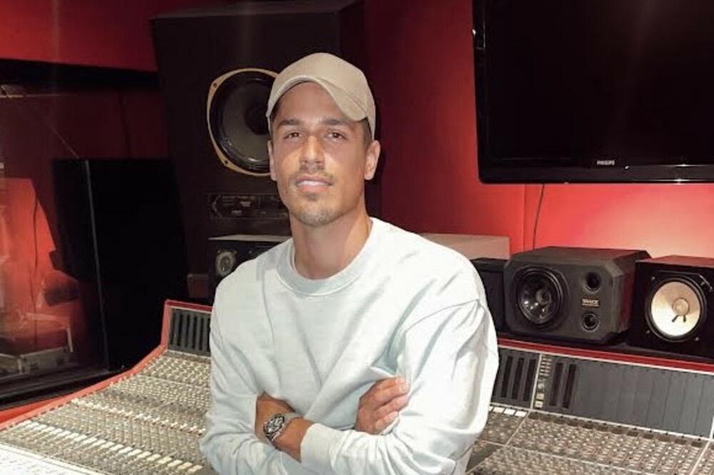 NAJLEPŠI SRBIN POSTAO PEVAČ: Niko nije mogao ni da sanja OVO!