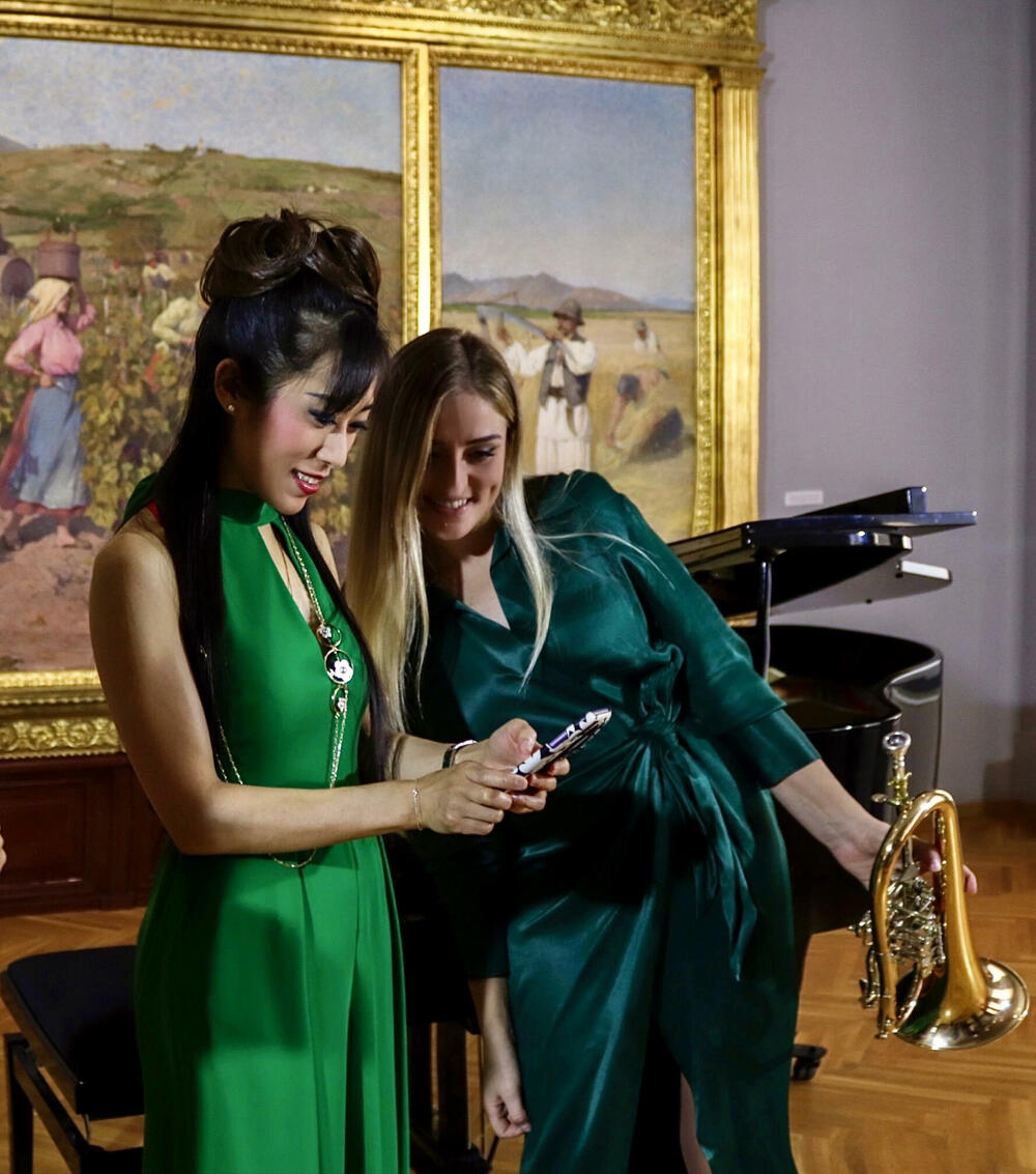 Danijela Veselinović, Aisa Iđiri