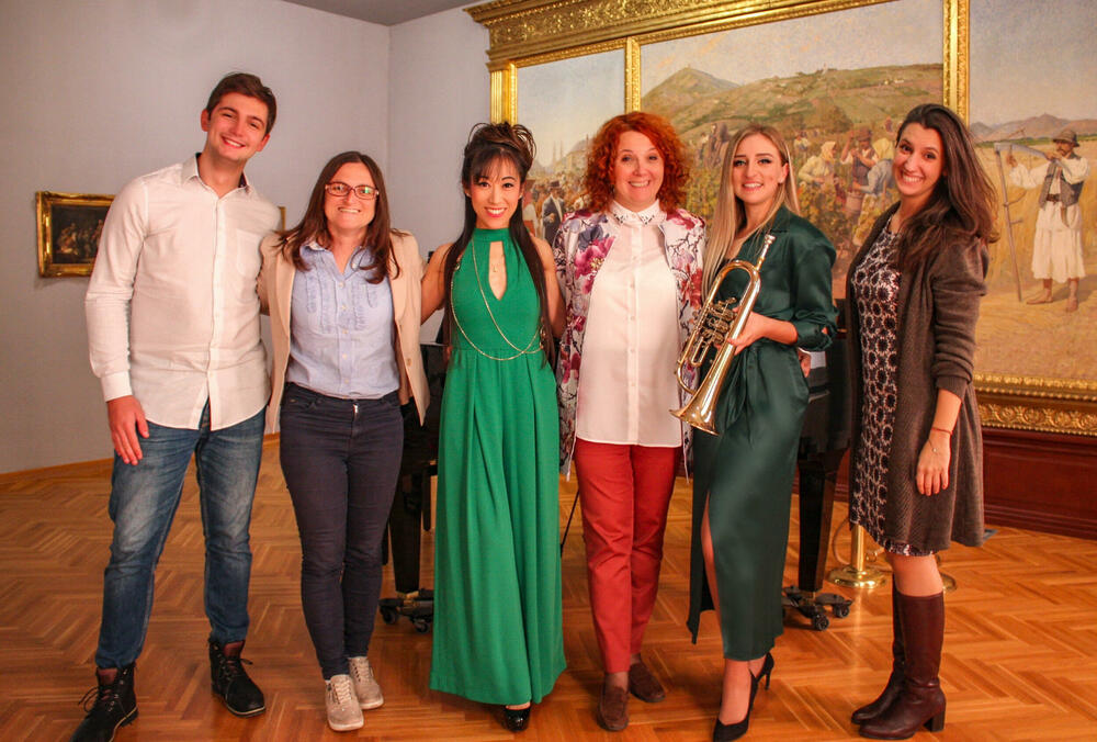 Danijela Veselinović, Aisa Iđiri