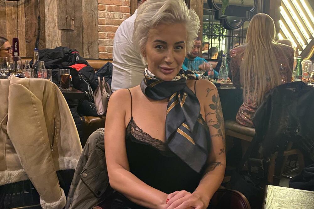 ON JE OTAC DUŠICE JAKOVLJEVIĆ: Svi zapanjeni time KOLIKO LIČE, pogledajte FOTKU