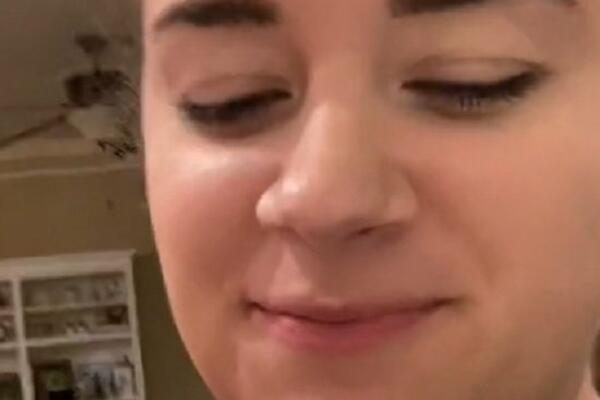 POSLE DOJENJA UZELA SVOJE PREOSTALO MLEKO I ISKORISTILA ZA KOLAČ: Majka zaprepastila sve, NIJE JOJ PRVI PUT (VIDEO)