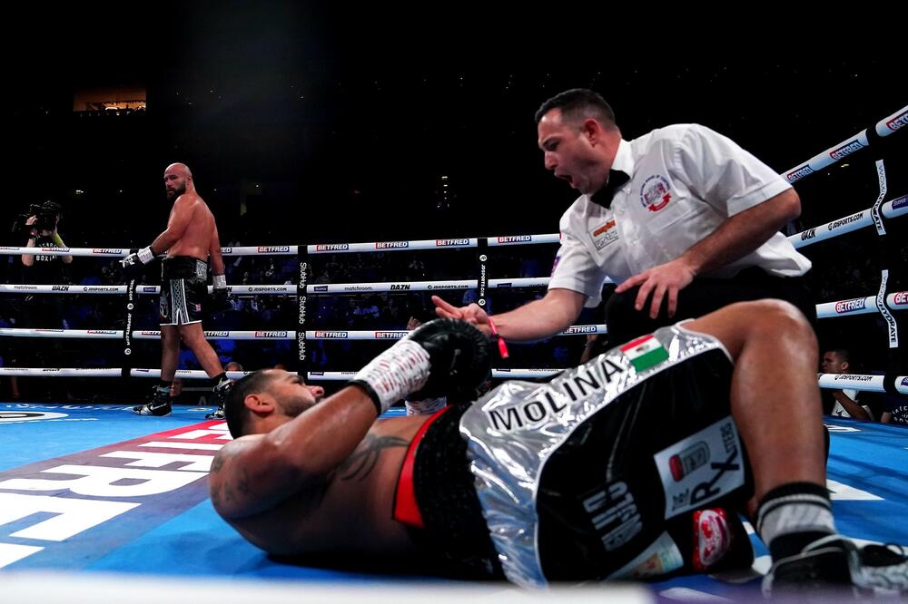 ESKPRESNI NOKADUN: Babić patosirao Meksikanca za samo 5 sekundi! (VIDEO)