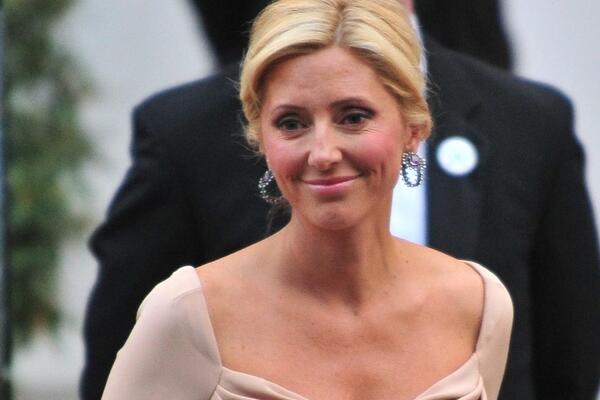 BOGATIJA JE I OD KRALJICE ELIZABETE! Zbog jednog čoveka promenila i VERU, njeno bogatstvo vredi 2,47 milijardi evra