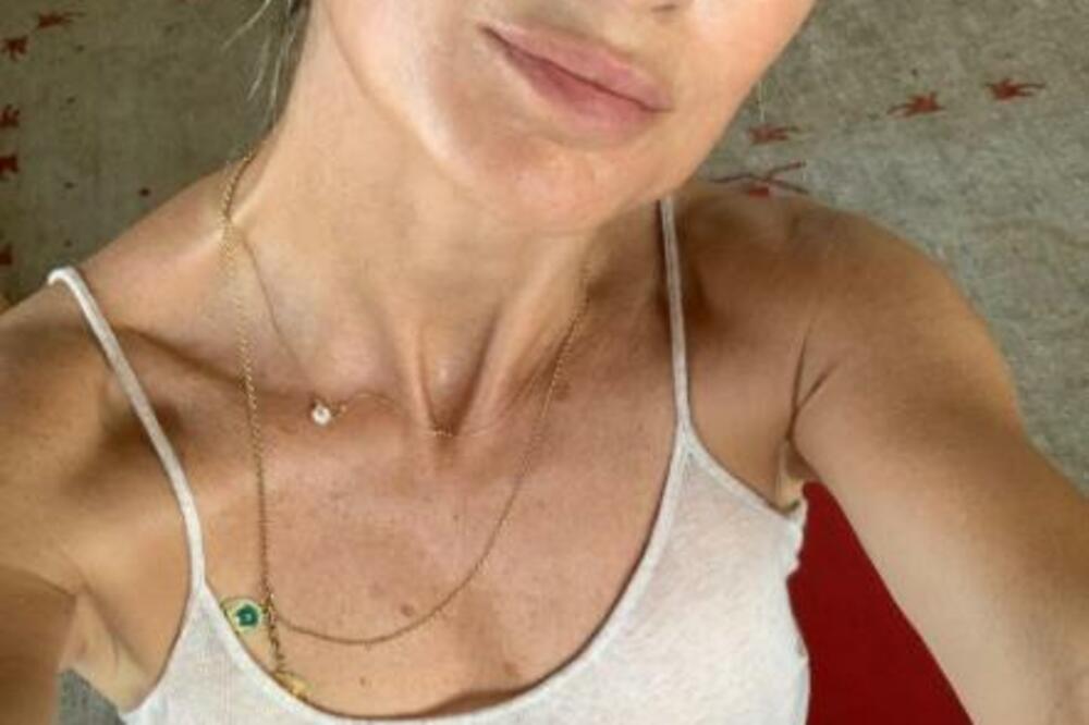 OVIH 5 MODELA SVAKA ŽENA MORA IMATI U SVOM ORMARU: Tvrdi pripadnica zlatne generacije supermodela!