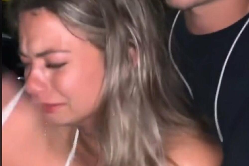 VRAĆALA SE KUĆI PIJANA PA POSTALA ZVEZDA PREKO NOĆI: Umesto da legne sa dečkom, zaspala je s njom! (VIDEO)